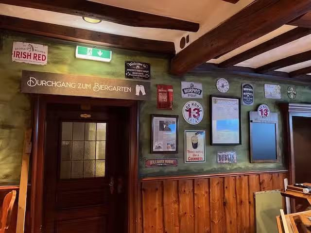 Murphy&acute;s White Horse Irish Pub & Restaurant