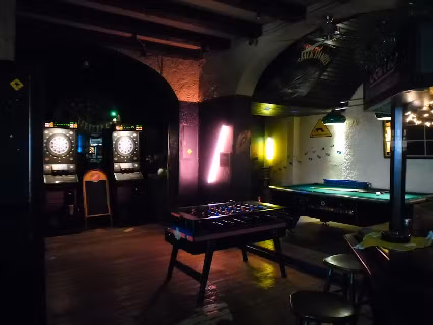 Musikcaf&eacute; Canberra und Zimmervermietung