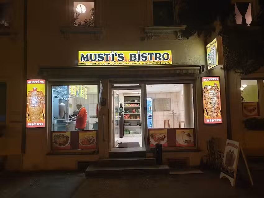 Musti&rsquo;s Bistro