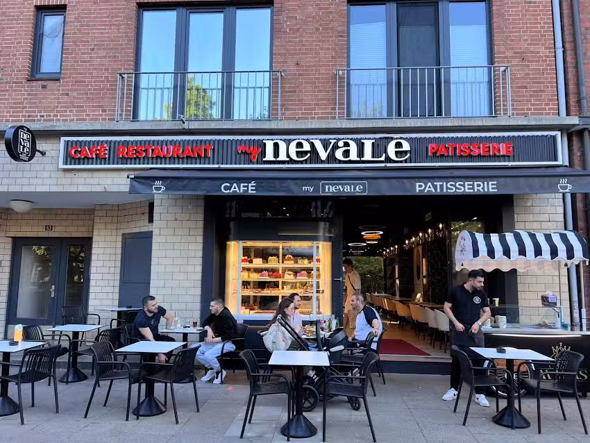 my NEVALE | Caf&eacute;, Patisserie & Restaurant