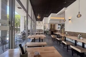 NaiNai Bao