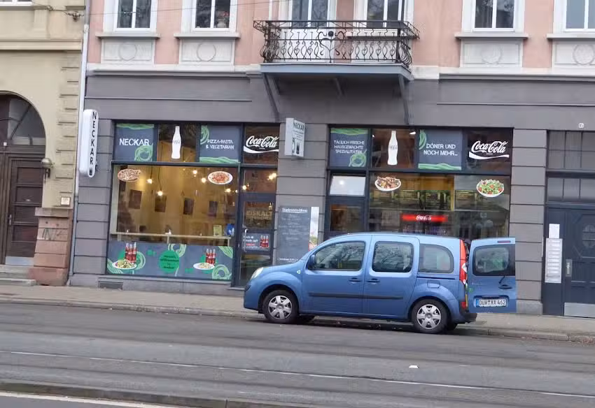 Neckar Pizza Pasta & Vegetarisch