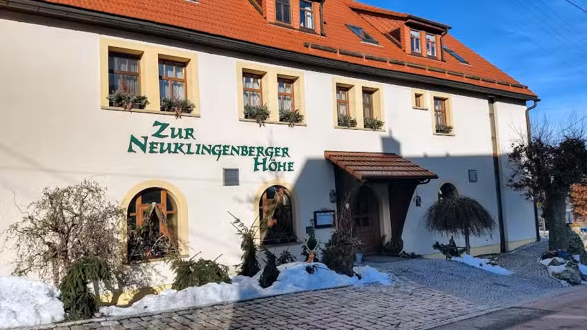 Neue H&ouml;he &ndash; Natur- & Businesshotel Neuklingenberg