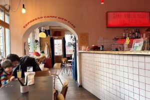 Neue Republik Reger