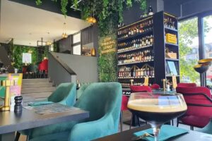 Neue8 Restaurant Bar & more