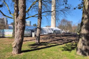 Neues Restaurant an den Wasserbecken