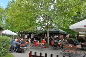 Neuschter Biergarten