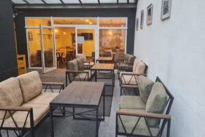 No.70 Finest Burger & Salads