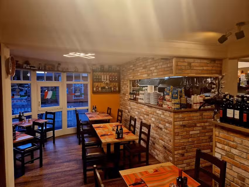 Nonna Raimonda (Pizzeria & Italienische Bistro )