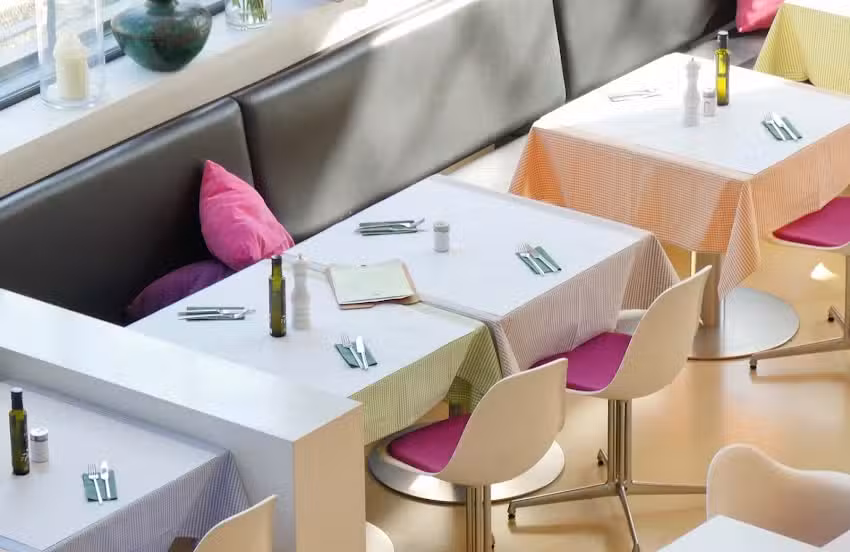 Nun&oacute; Restaurant