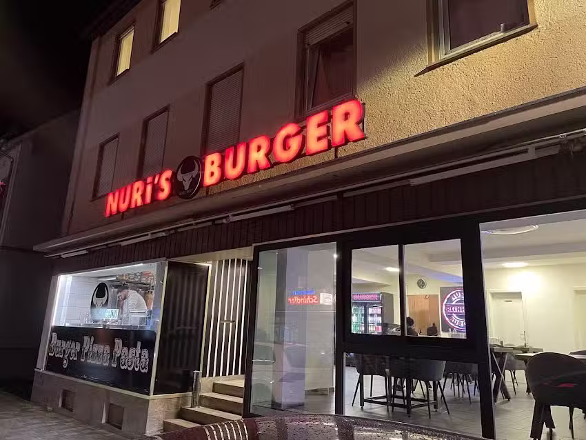 Nuri&rsquo;s Burger