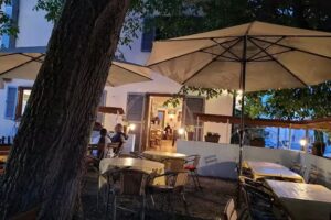 Nussbaum Greek Taverna