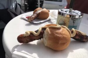 Oberlinder Bratwursthäusla