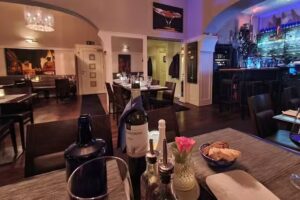 Oceans Restaurant Bar & Lounge