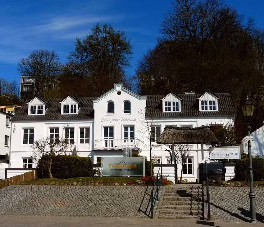 Oevelg&ouml;nner F&auml;hrhaus