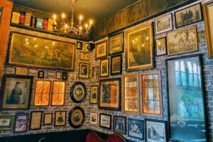 Old Mary’s Pub