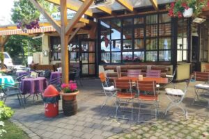 Oli’s Biergarten Am Spiegelbrunnen