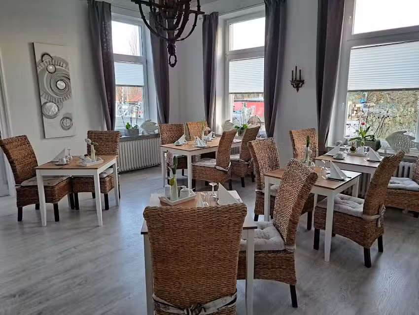 Oller Kotten Grill & Bistro