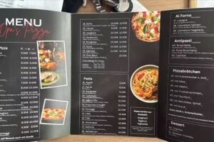 OPA&lsquo;S PIZZA