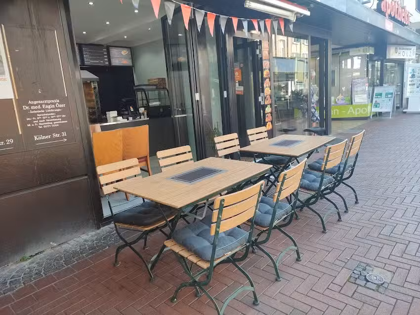 Opladener Grill H&auml;hnchen H&uuml;tte
