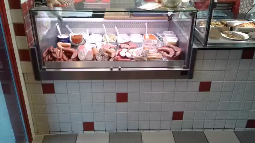 Oppen&rsquo;s Diner, Fleischerei,