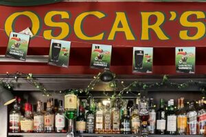 Oscar&rsquo;s Irish Bar