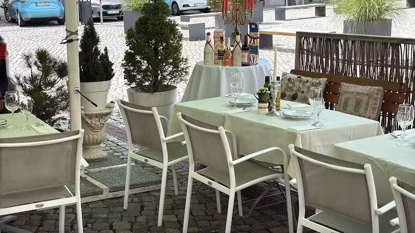 Osteria &ndash; Pizzeria con Cucina