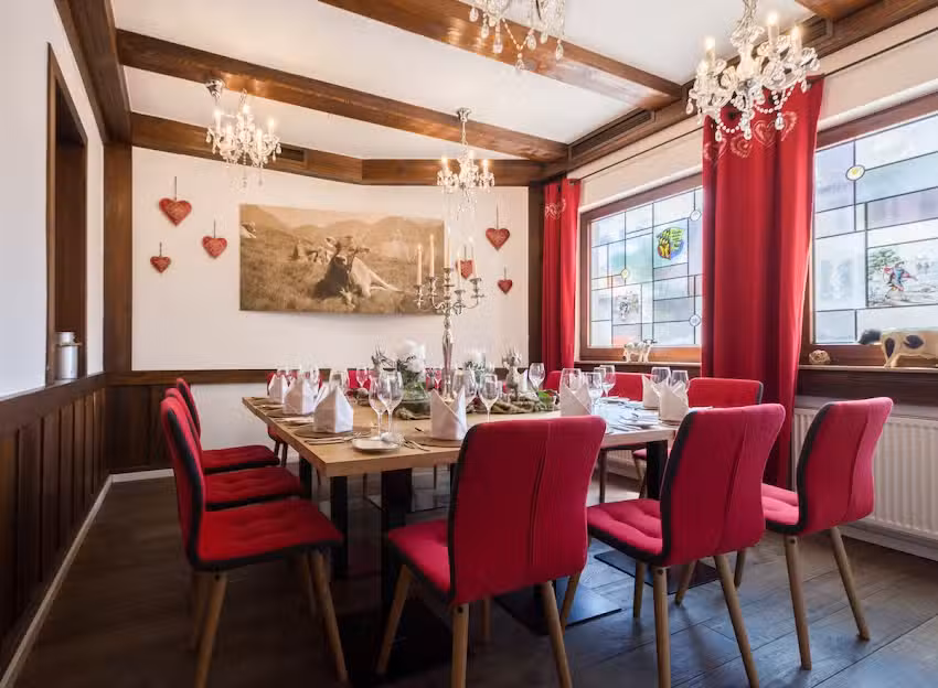 Oxery Restaurant & Grill