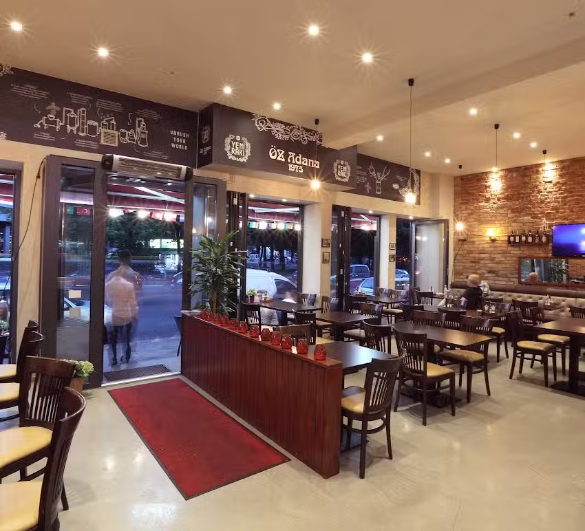 &Ouml;z Adana Grillhaus