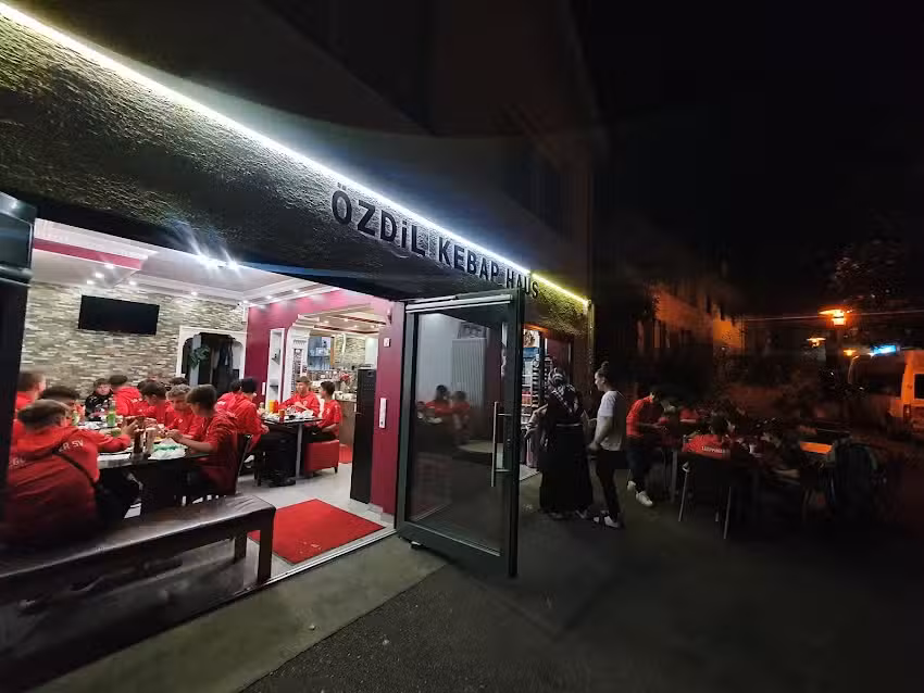 &Ouml;zdil Kebap Haus