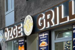 &Ouml;zge Grill