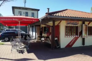 Özi’s Bistro