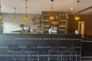 P5 Restaurant & Bar