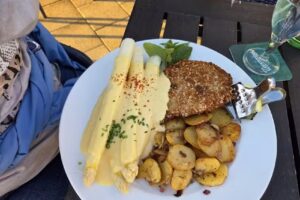 Parkplatz Restaurant &bdquo;Seeperle&ldquo; !!