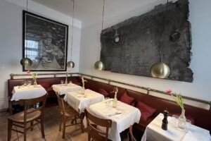 PAS NORMAL Café Bistrot