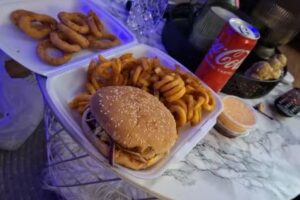 Pasta & Burger te Alberti