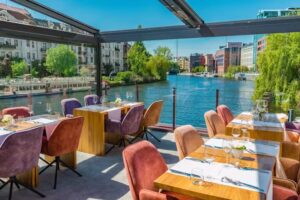 PATIO Restaurant am Wasser