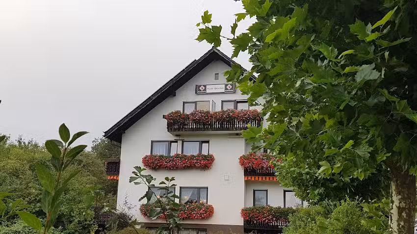 Pension Caf&eacute; Haus Waldeck &ndash; Heidelinde Koslowski