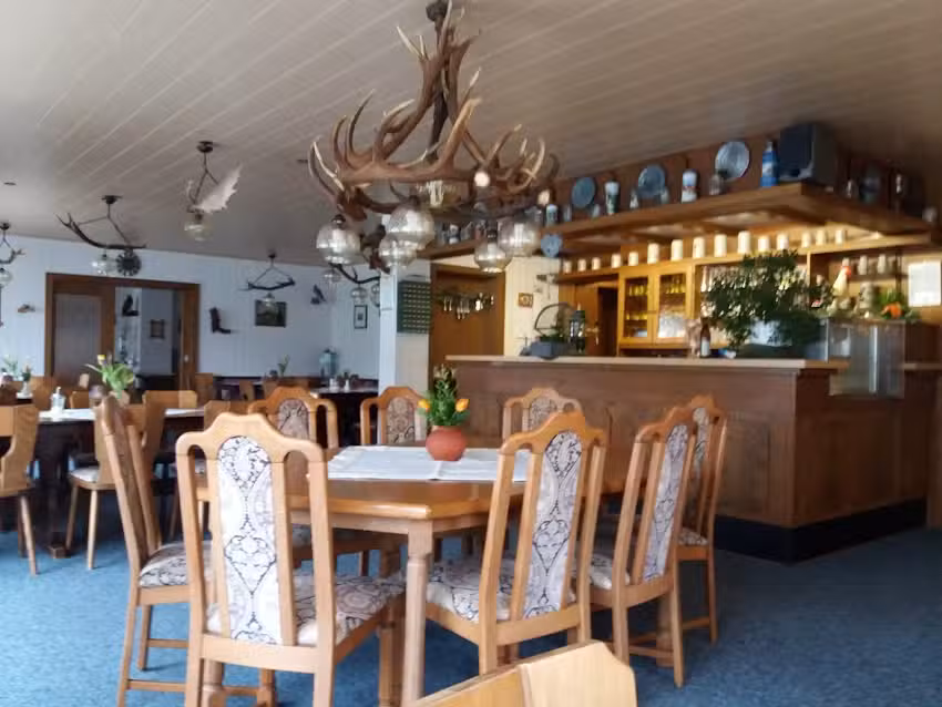 Pension &ndash; Caf&eacute; &ndash; Restaurant Ethner