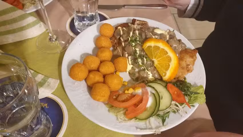 Pension & Caf&eacute; zum M&uuml;hlenteich