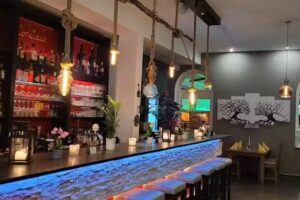 Pera Restaurant & Cocktail Lounge