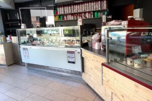 Perilli Eis & Bistro – Horas