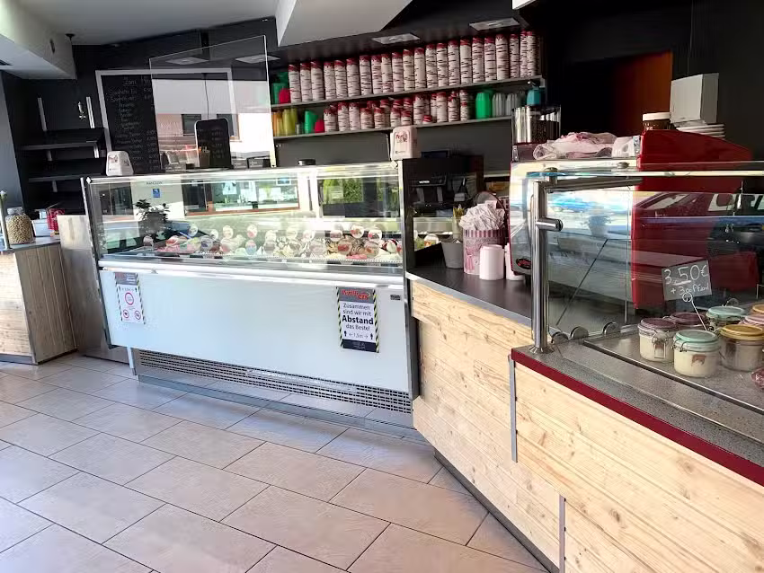 Perilli Eis & Bistro – Horas