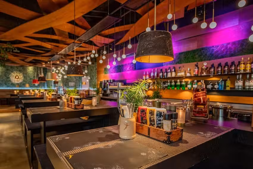 PETER PANE Burgergrill & Bar