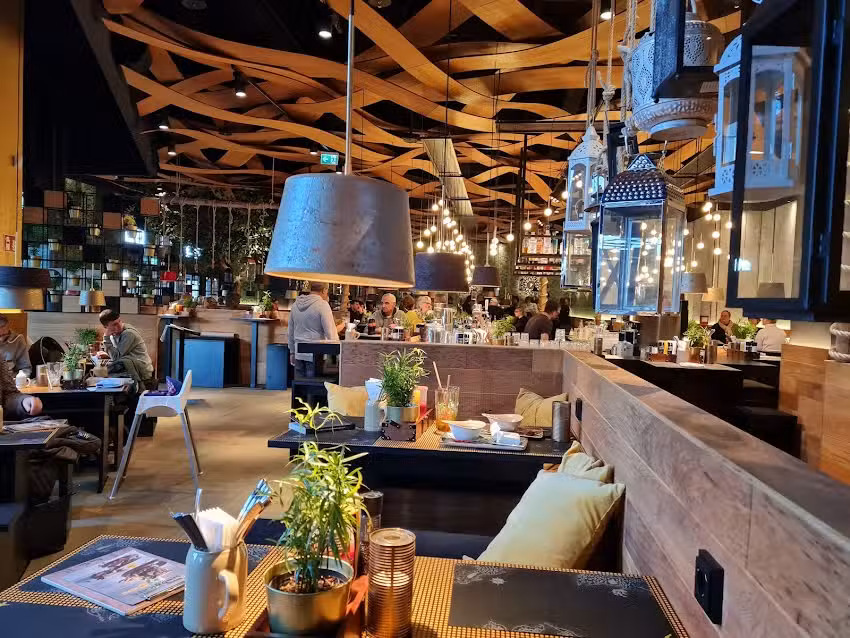 PETER PANE Burgergrill & Bar