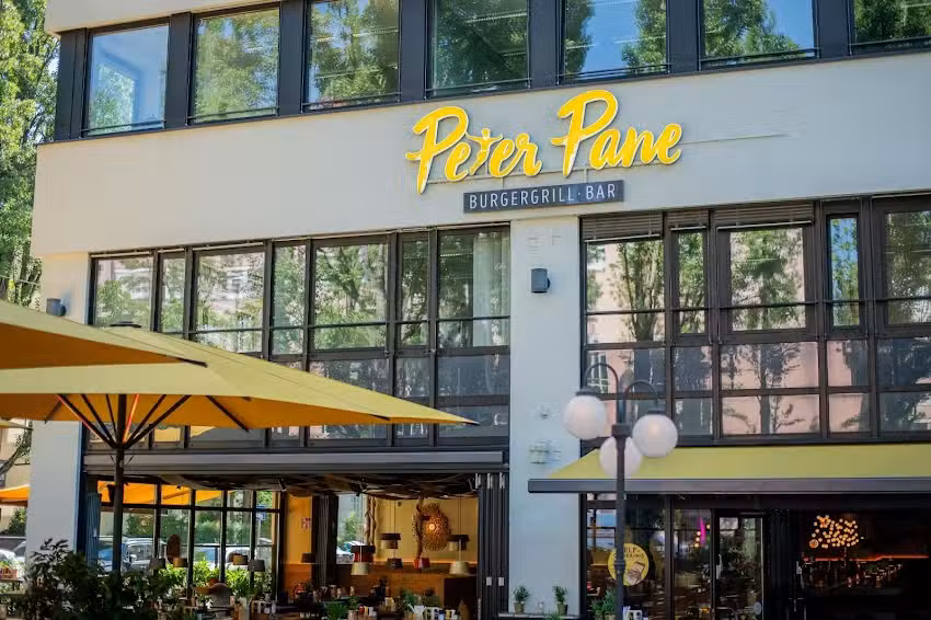 PETER PANE Burgergrill & Bar