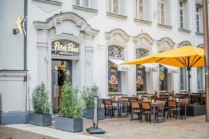 PETER PANE Burgergrill & Bar