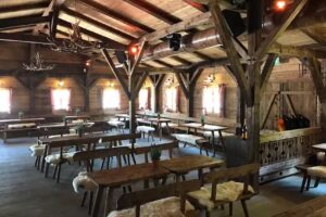 PETERS Alm mit großem Biergarten