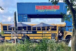 Phinas Street Food Bus