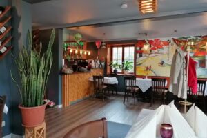 Phu Ly Vietnam Restaurant